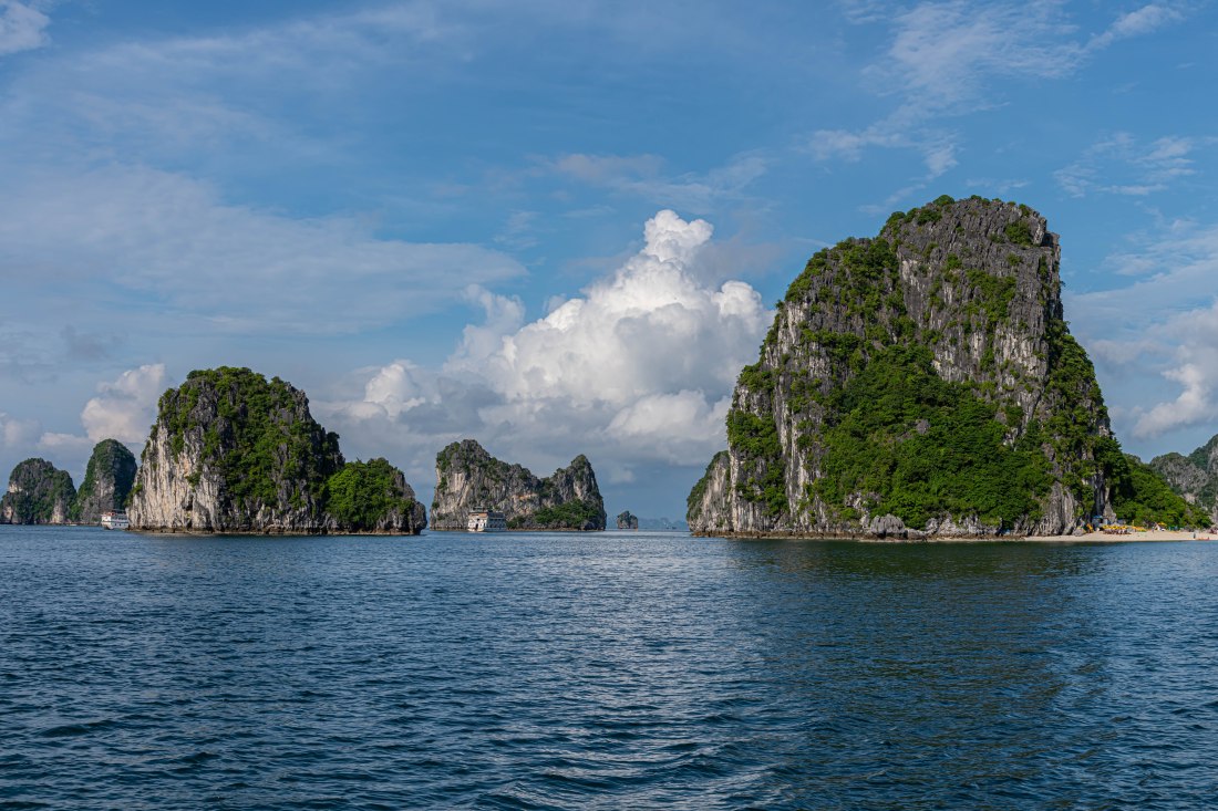 Halong Bay 10 (1 of 1)